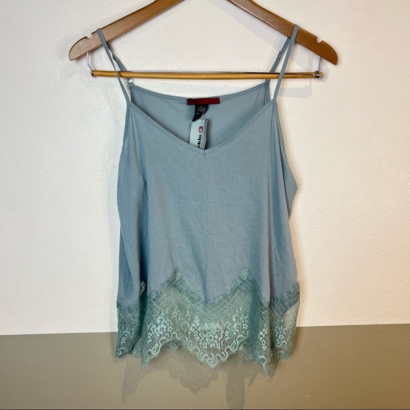 2/$25 NWT BKE Red Buckle Pale Blue Minimalist Scalloped Lace Simple Hott Tank - Picture 2 of 10